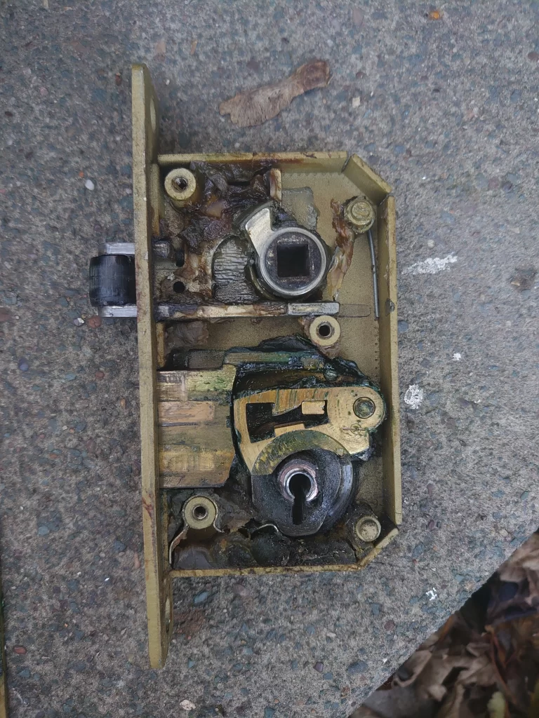 Lock repair