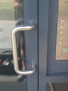 Commercial - D handle