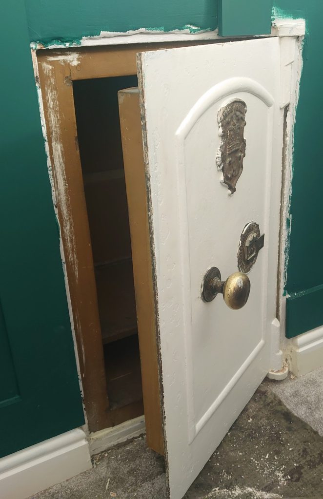 Safes - Safe servicing